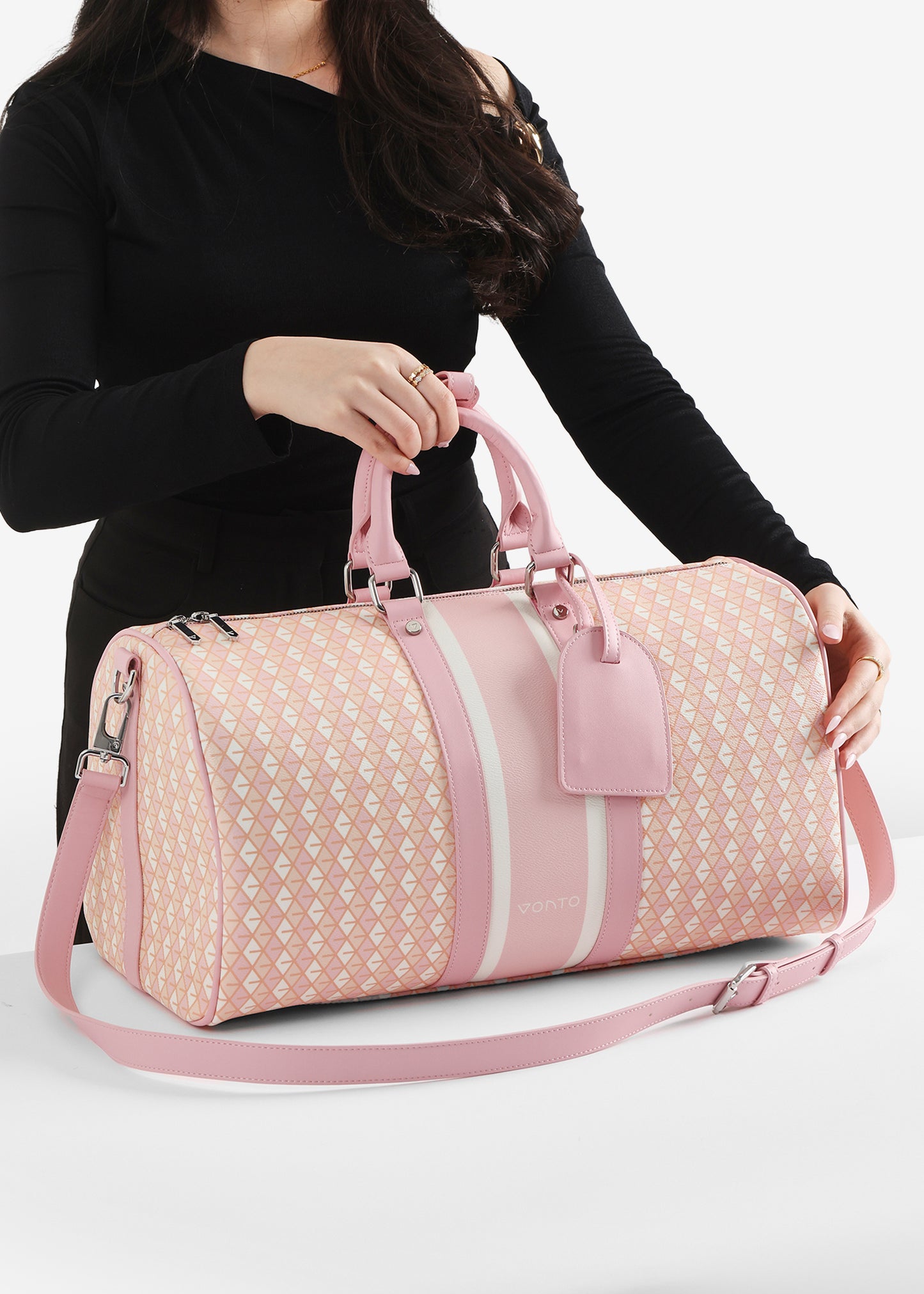 حقيبة سفر دفل