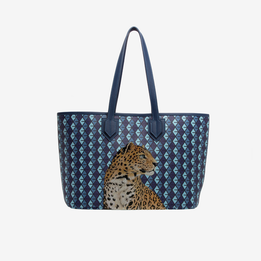 Predatory Calm Tote Bag