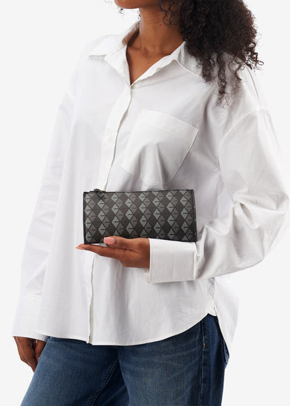 أومبر سستة القابض